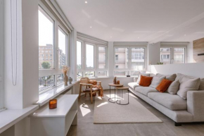 Bright modern apartment close to the casino